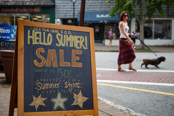 Maplewood shop signs